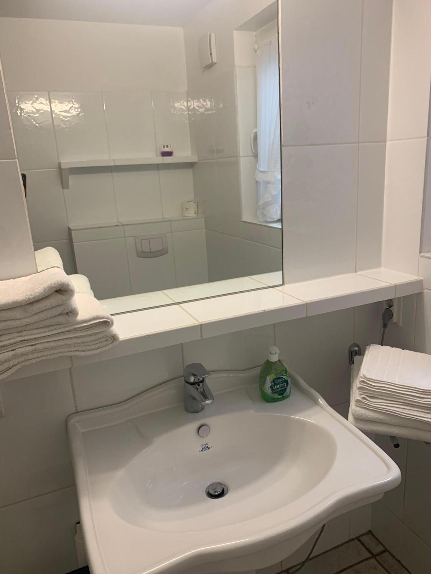 Sylter-rose-3a-strandnahe-ferienwohnung-mit-strandkorb *