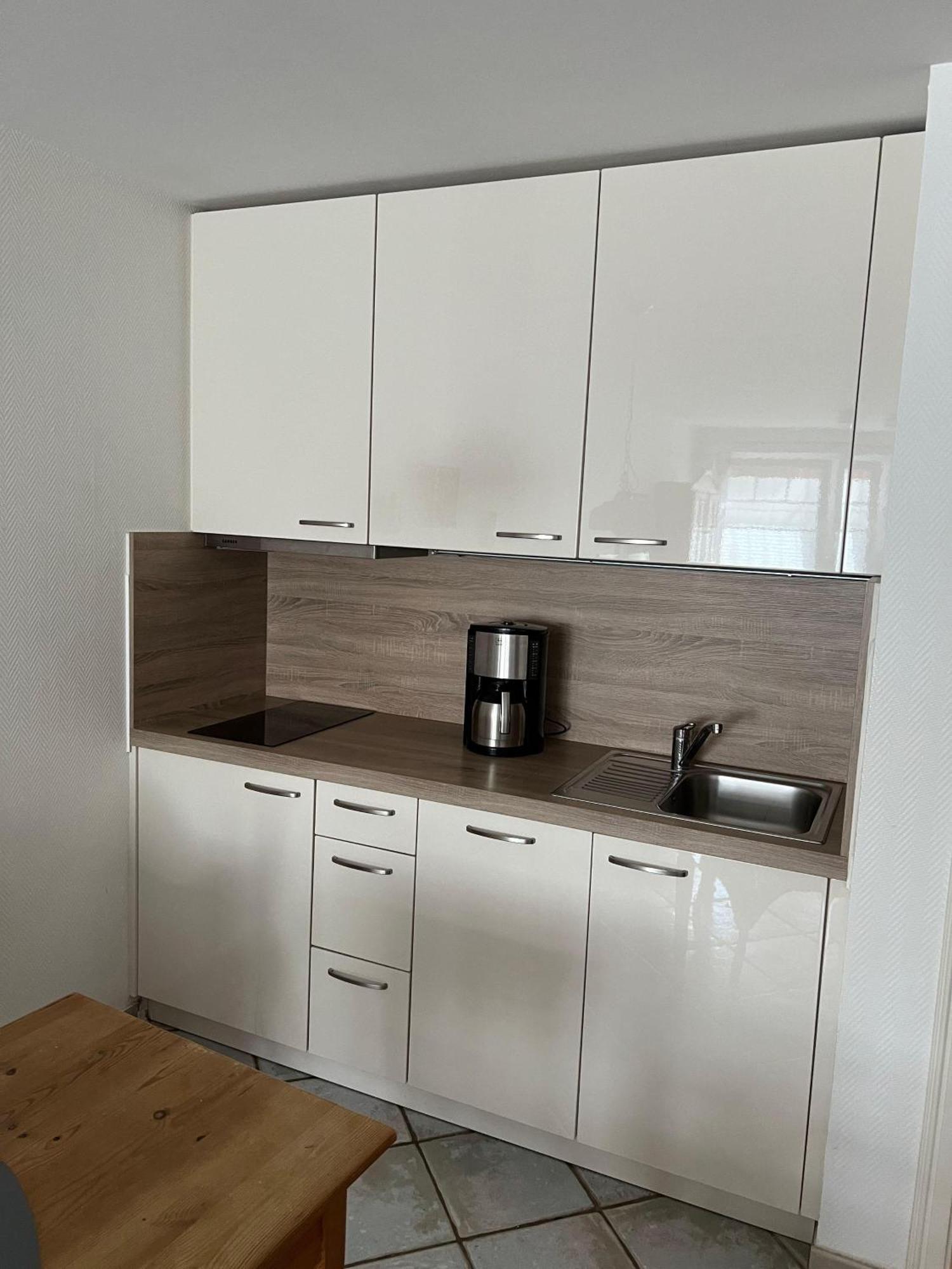 Apartment Sylter-rose-3a-strandnahe-ferienwohnung-mit-strandkorb