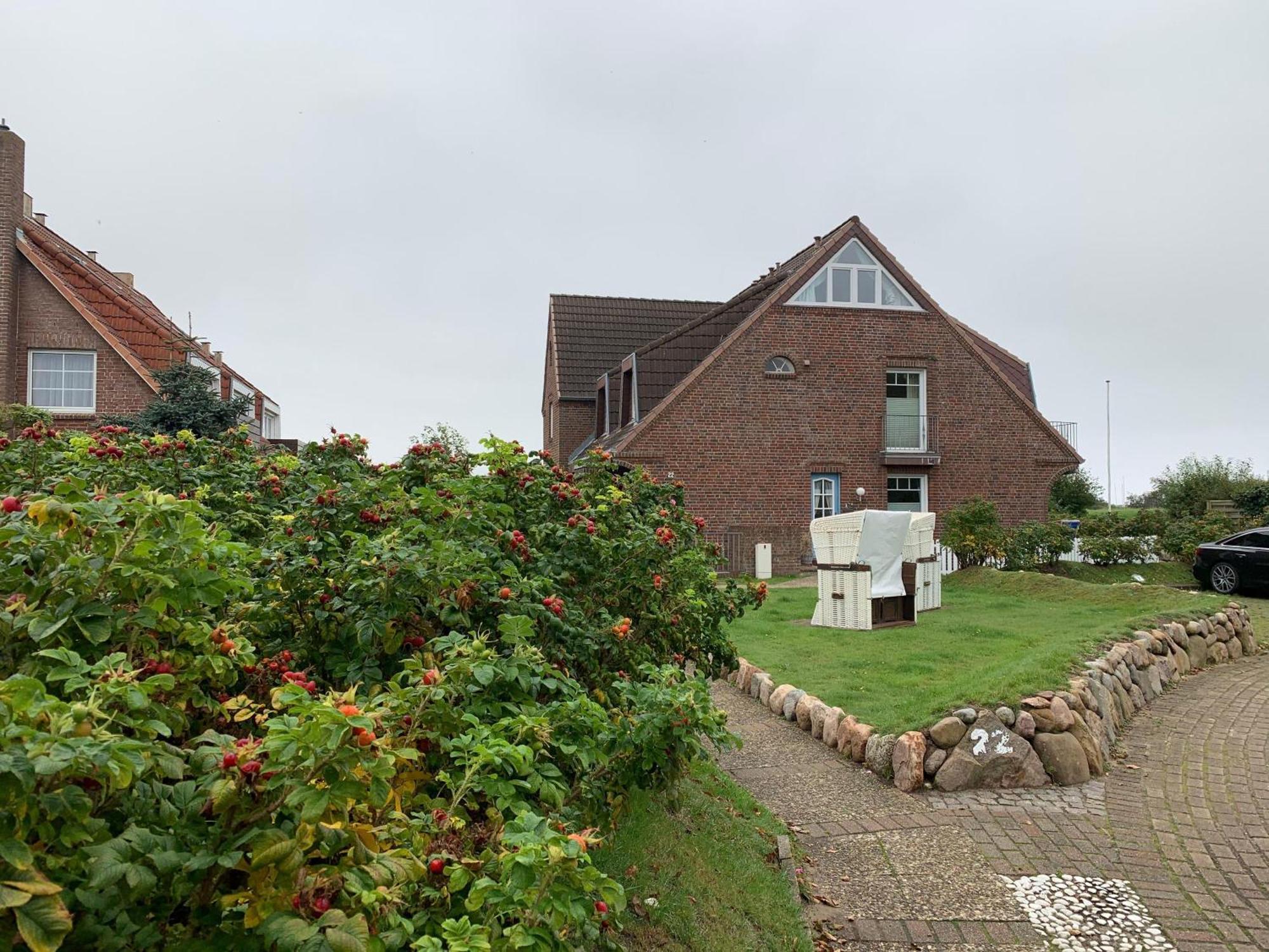 Apartment Sylter-rose-3a-strandnahe-ferienwohnung-mit-strandkorb Westerland