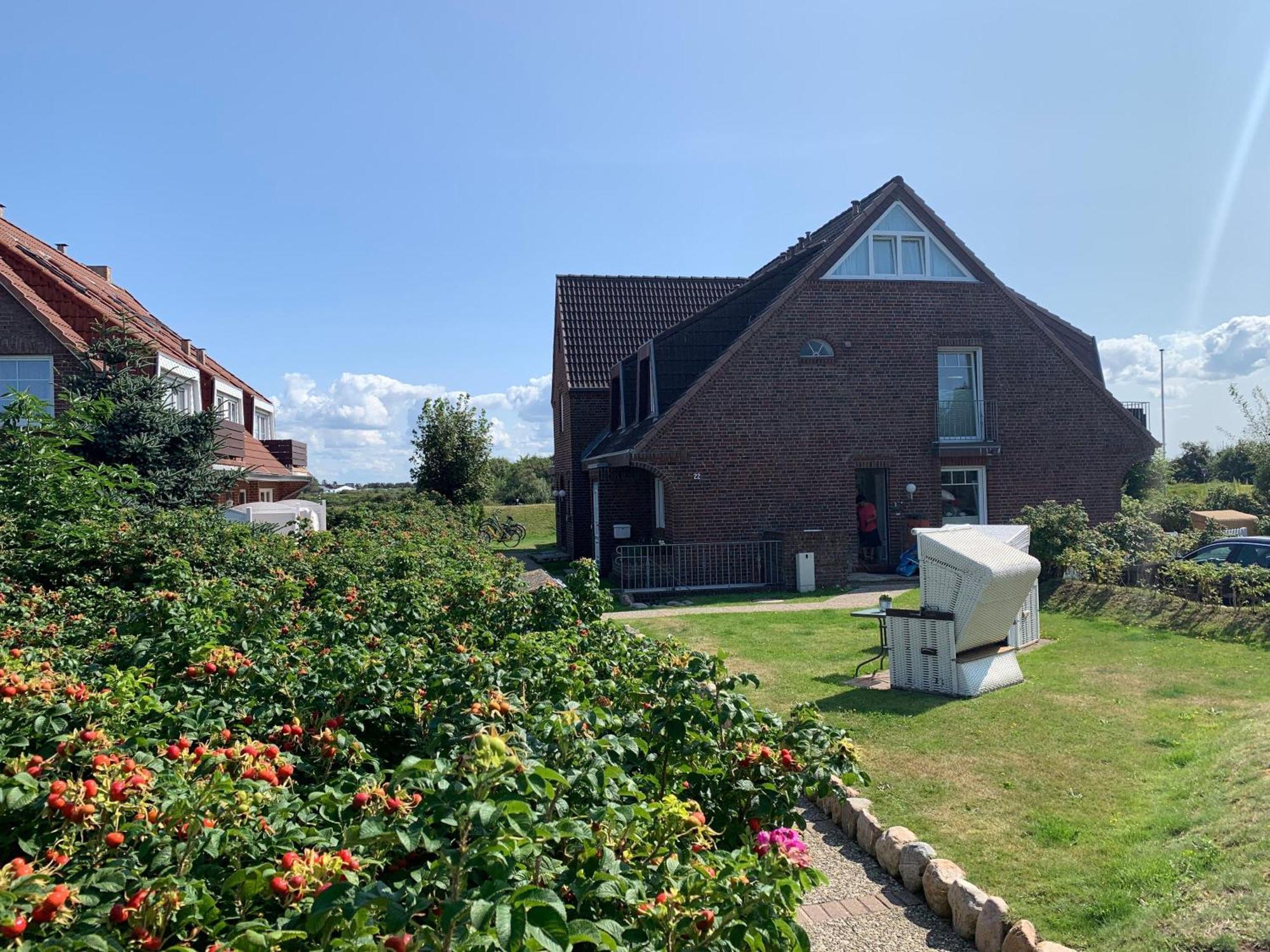 Apartment Sylter-rose-3a-strandnahe-ferienwohnung-mit-strandkorb *